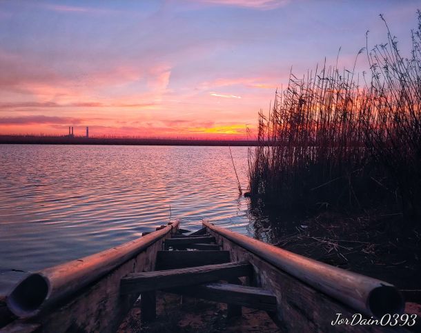 Simpson river fishing pier in milton