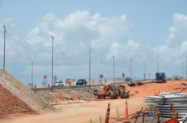 Bridge reopens