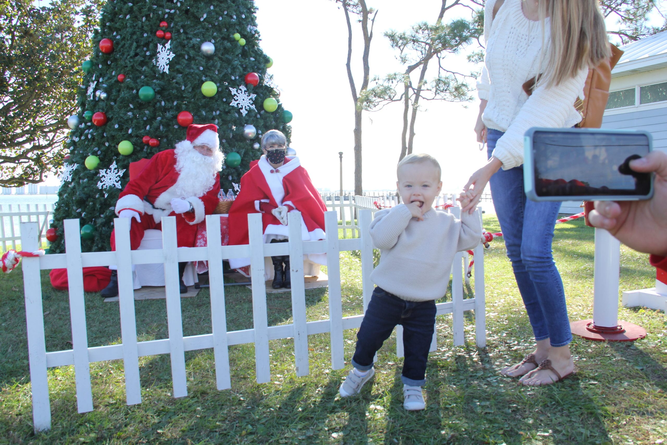 Navarre Christmas Parade 2024 Edithe Merrile