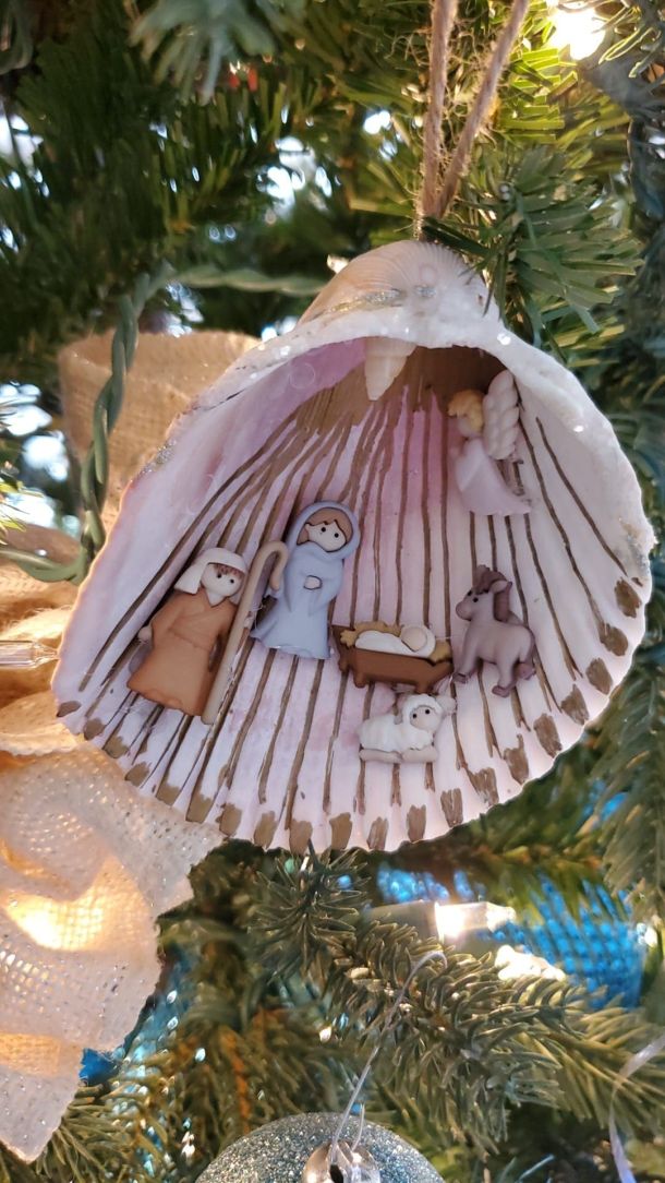 Sherry Haught nativity