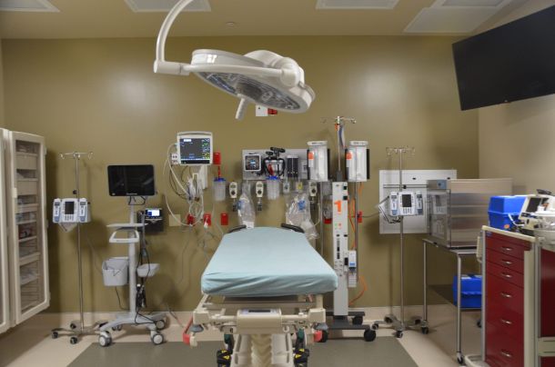 Navarre ER trauma room